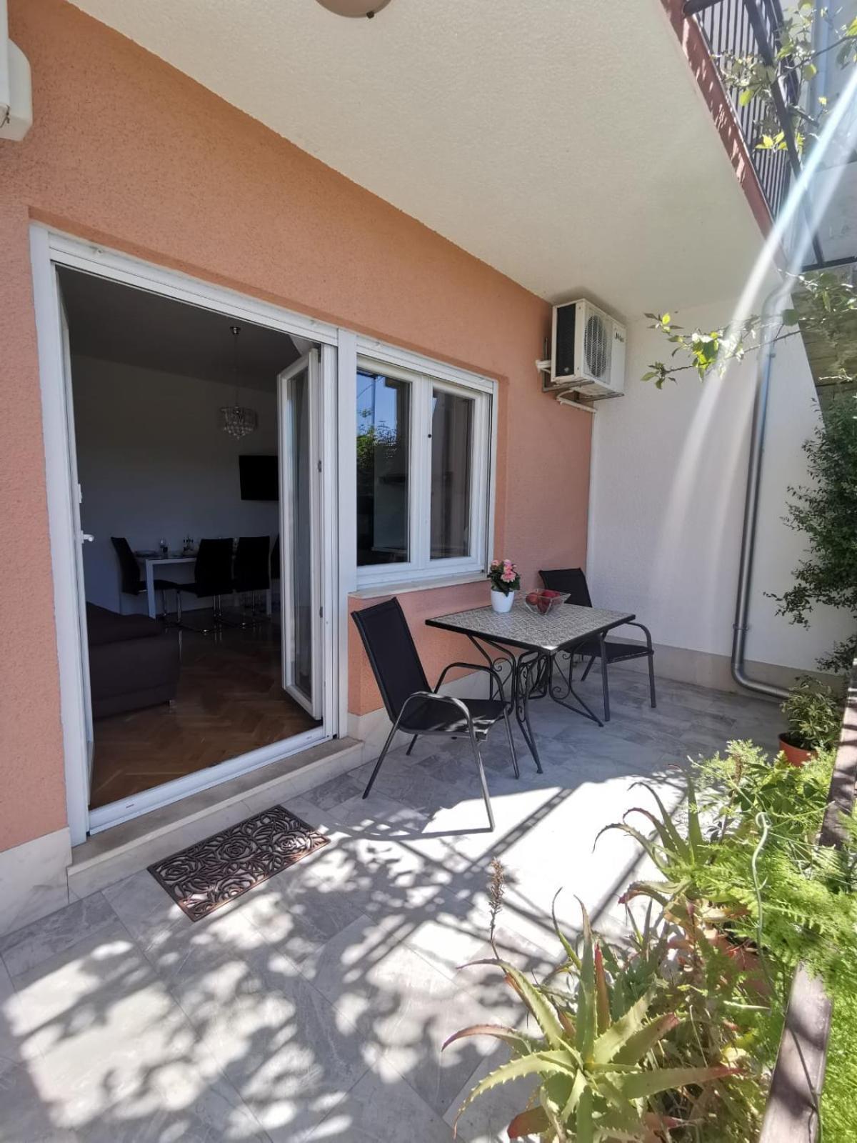 Apartments Mila Kaštela Δωμάτιο φωτογραφία