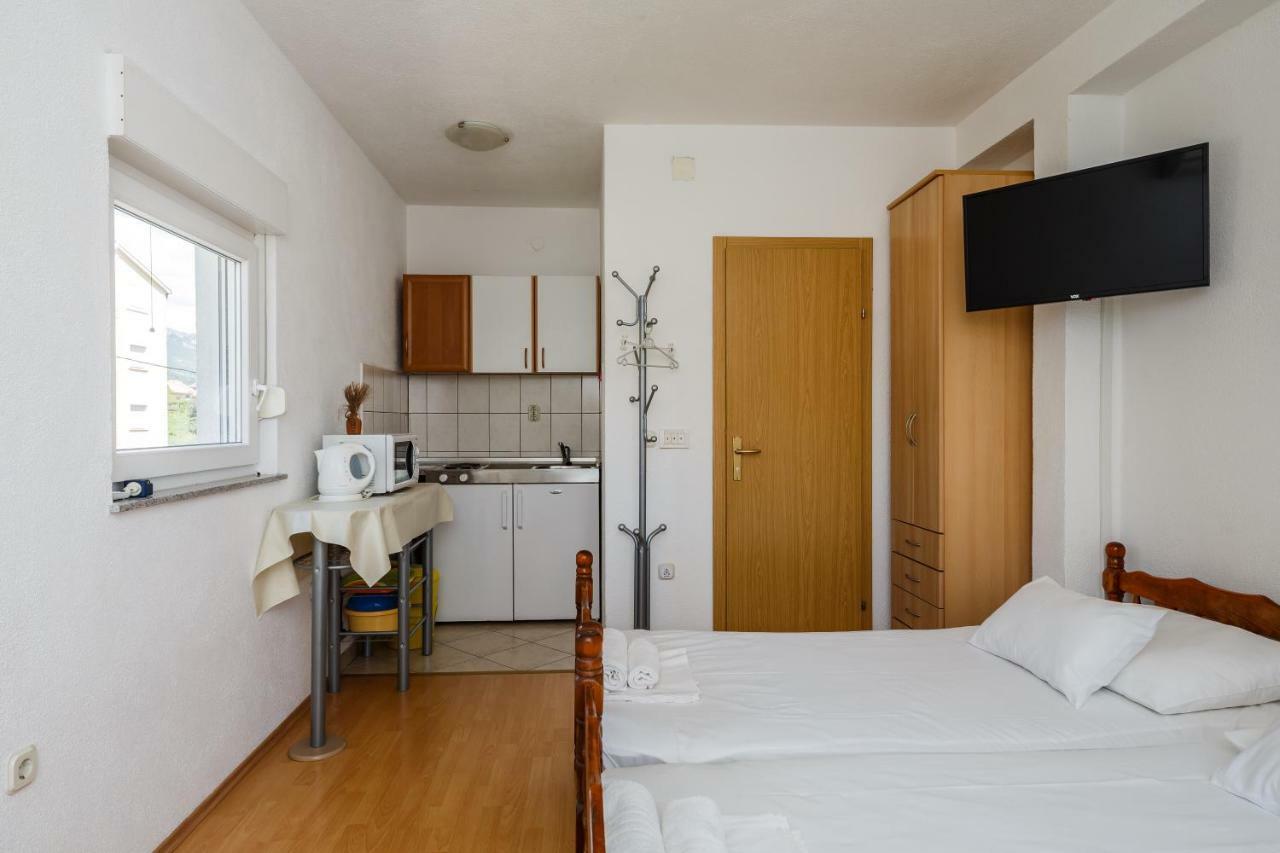 Apartments Mila Kaštela Εξωτερικό φωτογραφία