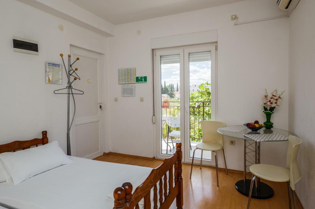 Apartments Mila Kaštela Εξωτερικό φωτογραφία