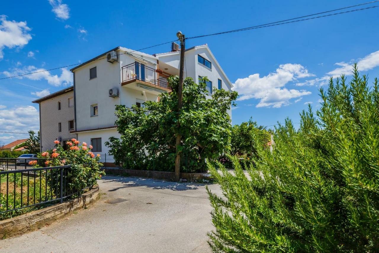 Apartments Mila Kaštela Εξωτερικό φωτογραφία