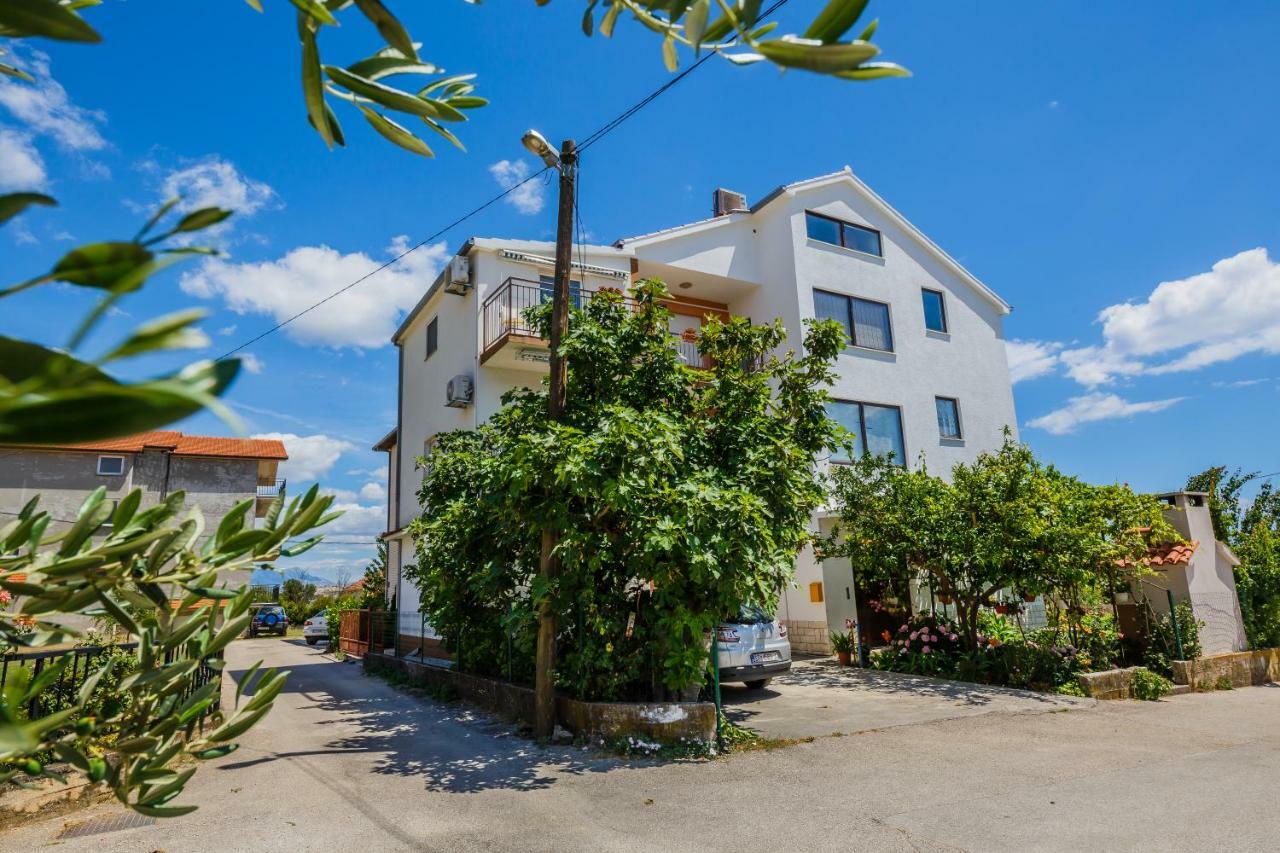 Apartments Mila Kaštela Εξωτερικό φωτογραφία