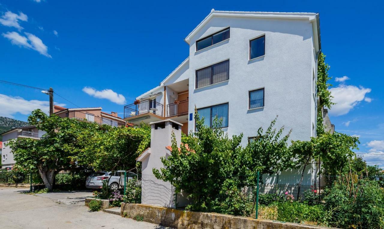 Apartments Mila Kaštela Εξωτερικό φωτογραφία