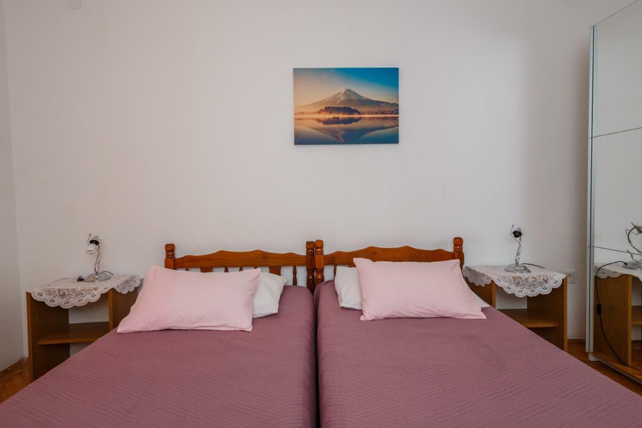 Apartments Mila Kaštela Εξωτερικό φωτογραφία