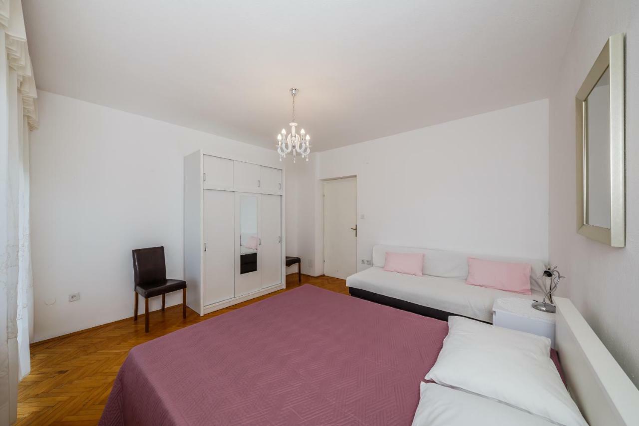 Apartments Mila Kaštela Δωμάτιο φωτογραφία