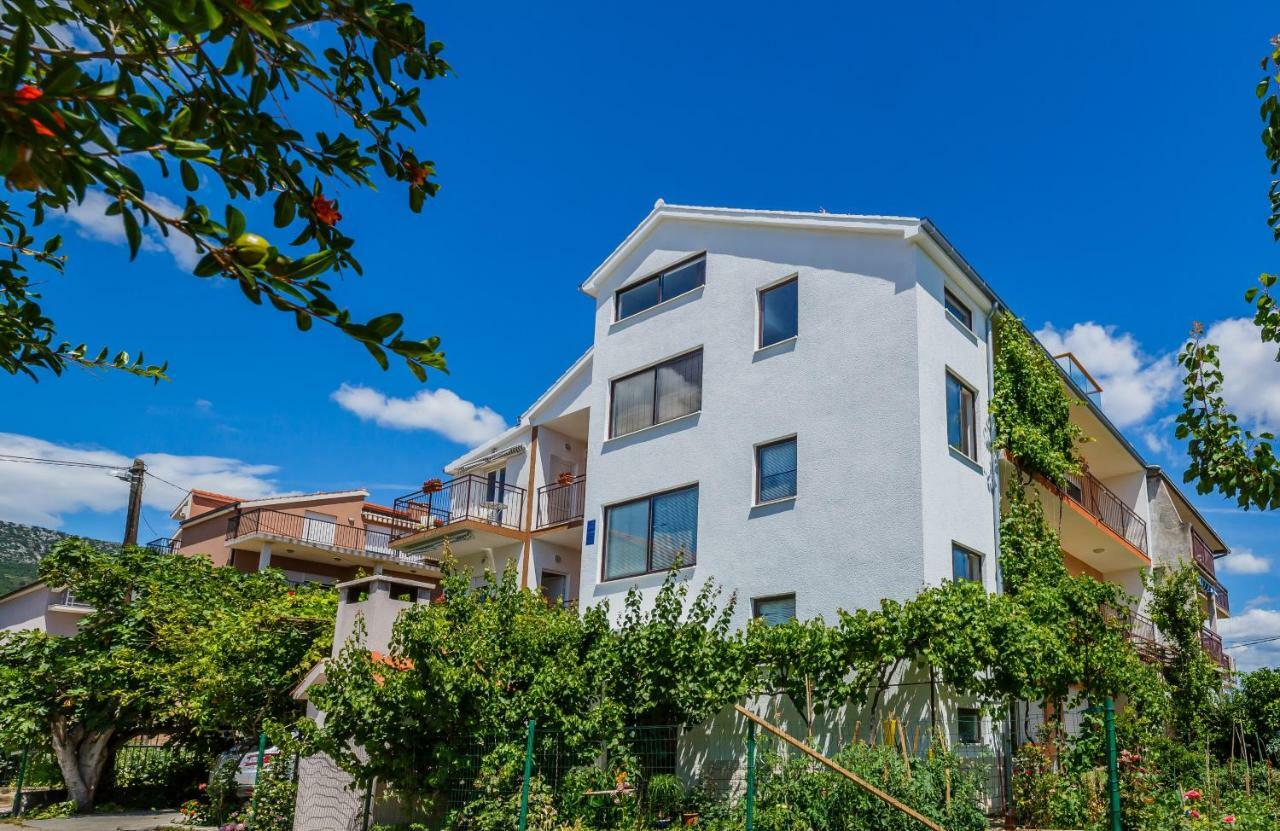 Apartments Mila Kaštela Εξωτερικό φωτογραφία